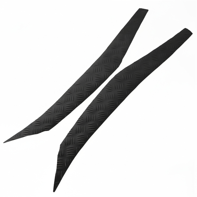 アルミ調 ステップマット ヤマハ マジェスティ125 5CA ブラック ブルー