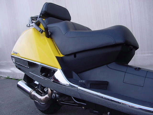 フュージョン　バイクパーツ　装着画像
