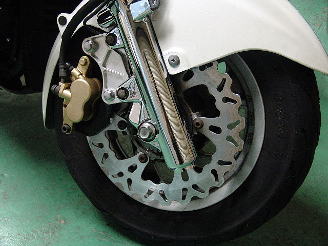 マジェスティー　SG03J　バイクパーツ　装着イメージ画像