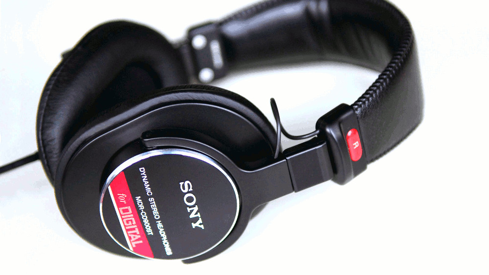 SONY《ソニー》MDR-CD900ST　モニターヘッドフォン