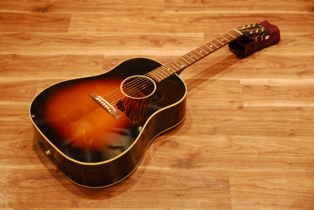 Gibson j-35 アコースティックギター J-35 Natural 1941年製 | 【クロサワ楽器店オンラインショップ】いい
