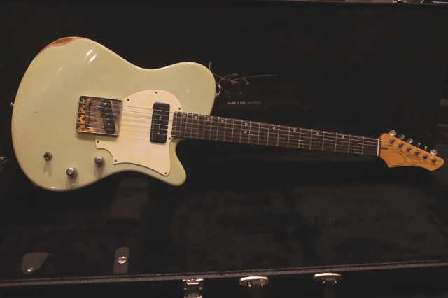 John Page Classic Limited Edition 限定品 John Page Guitars John Page Classic The AJ / Inca Silver