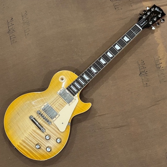 【送料無料】Gibson《ギブソン》Les Paul Standard 60s AAA Exclusive Lemonburst《レスポール・スタンダード》《レモン・バースト》《SKU:LPS6C21LMNH3》
