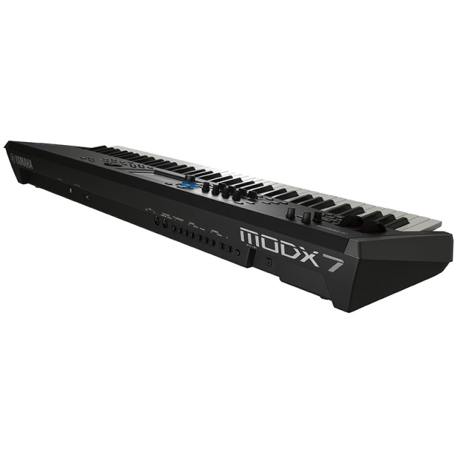 YAMAHA ヤマハ MOTIF7 シンセサイザー 76鍵 動作品 ケース付き YAMAHA ヤマハ MOTIF7 シンセサイザー 76鍵 動作品 ケース付き