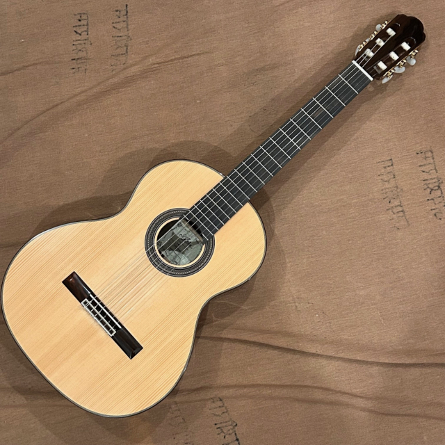 【展示品特価(1台限り)】【生産完了モデル】Aria《アリア》A-50S《クラシックギター》《ソリッド・スプルース・トップ》