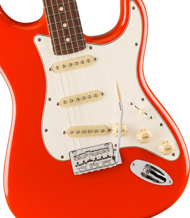 FENDER Player II Stratocaster / Rosewood Fingerboard / Coral Red