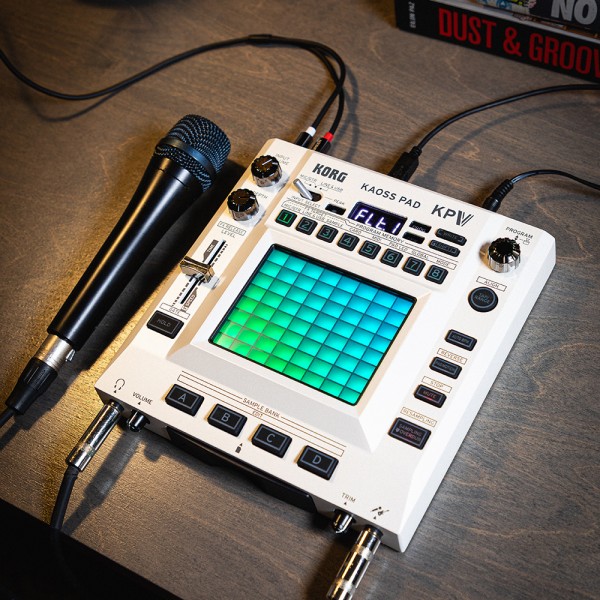 送料無料】KORG《コルグ》 KAOSS PAD KPV -DYNAMIC EFFECT / SAMPLER