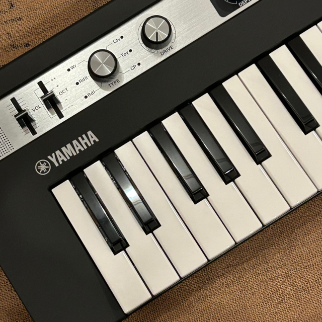 中古】 YAMAHA ヤマハ reface CP エレピモデリングシンセ 36,300円