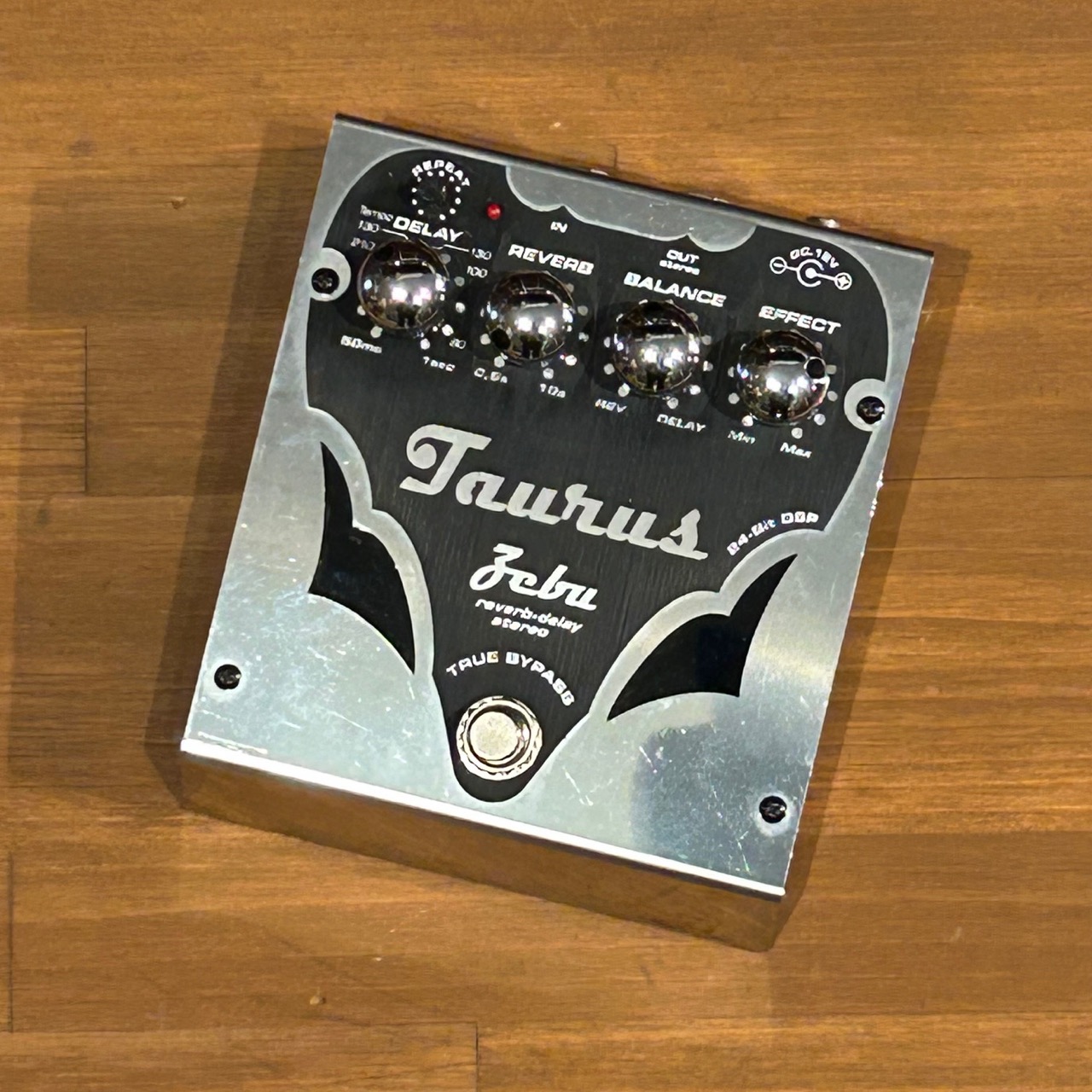 【送料込】【中古商品 / USED】Taurus Zebu SilverLine リバーブ／ディレイ・ペダル 《リバーブ》《ディレイ》