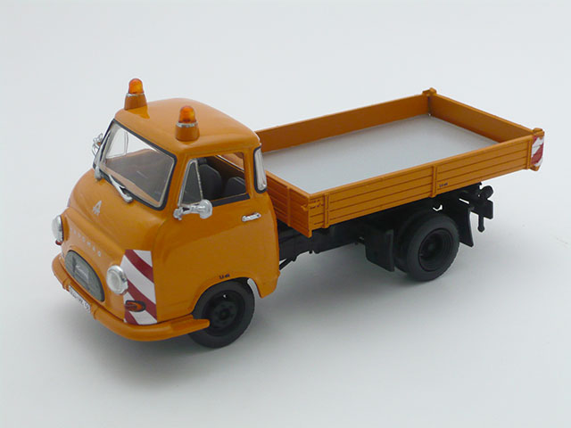 ミニチャンプス　1/43 ハノマグ Kurier 1958 (オレンジ)