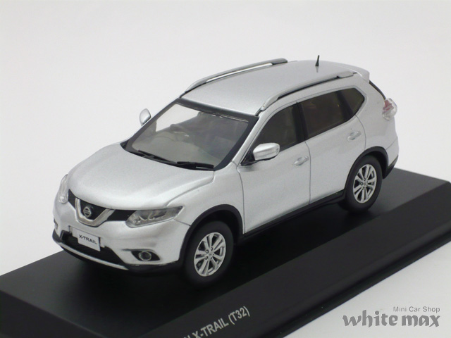 京商　1/43 ニッサン X-トレイル T32 (シルバー)