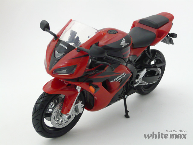 スカイネット　1/12 ホンダ CBR1000RR (レッド/ブラック）