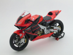 ミニチャンプス　1/12 ホンダ RC211V サマー テストバイク 2001 (V.Rossi)