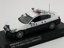 レイズ　1/43 ニッサン スカイライン 350GT(V36) 2008 北海道警察交通部交通機動隊車両605