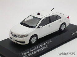 レイズ　1/43 トヨタ アリオン (ZRT261) 2011 警察本部刑事部捜査車両