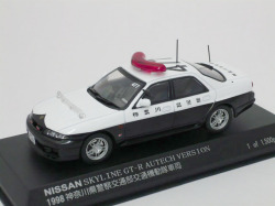 レイズ　1/43 ニッサン スカイライン GT-R オーテック バージョン 1998 神奈川県警察交通部交通機動隊車両 477
