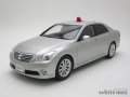 レイズ　1/18 トヨタ クラウン GRS202 2011 警察本部交通部交通覆面車両