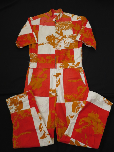 ６０’Ｓ　Ｓｕｒｆ＆ＳＴＰレーシング総柄つなぎ