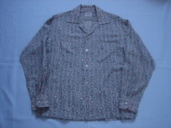 ５０’Ｓ　ＴＯＷＮＣＲＡＦＴ総柄レーヨンシャツ