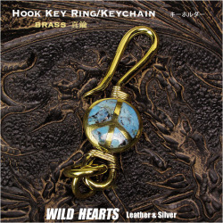 クリックポストのみ送料無料！ピースマーク キーホルダー キーチェーン キーフック 真鍮 ターコイズ Key Chain Holder Key Ring Peace Symbol Sign Love&Peace Brass Turquoise WILD HEARTS Leather&Silver(ID kh3035k11)