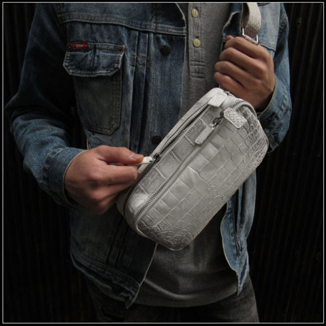 クロコダイル本革ボディーバック ヒマラヤ斜め掛け ヒマラヤクロコダイル 本革 斜めがけ ボディバッグ ワニ革 バッグ