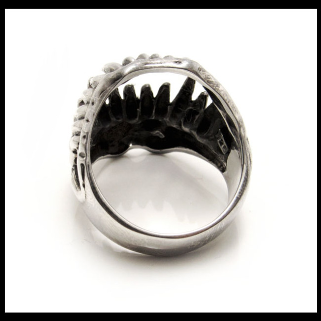 クリックポストのみ送料無料！メンズシルバーリング 牙リング