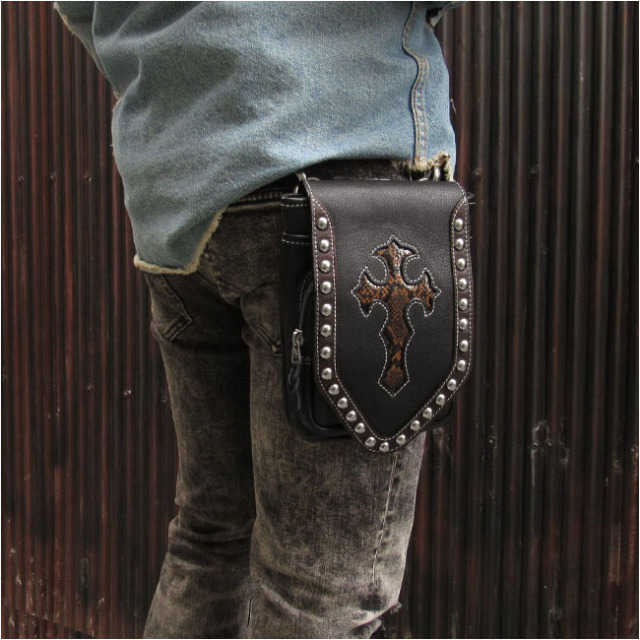 デイズアート] ベルトポーチ レザー メンズ 本革 ウエストバッグ スマホケース シンプル ヒップバッグ シザーバッグ おしゃれ ベルトポーチ レザー  メンズ 本革 ウエストバッグ ヒップバッグ スマホケース長財布入れ フリップポケット [デイズアート] ベルトポーチ レザー ... [デイズアート] ベルトポーチ レザー 本革 ウエストバッグ スマホケース スタッズ ヒップバッグ シザーバッグ プレゼント