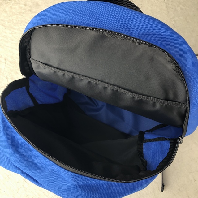 UA WK ライトデーバックパック