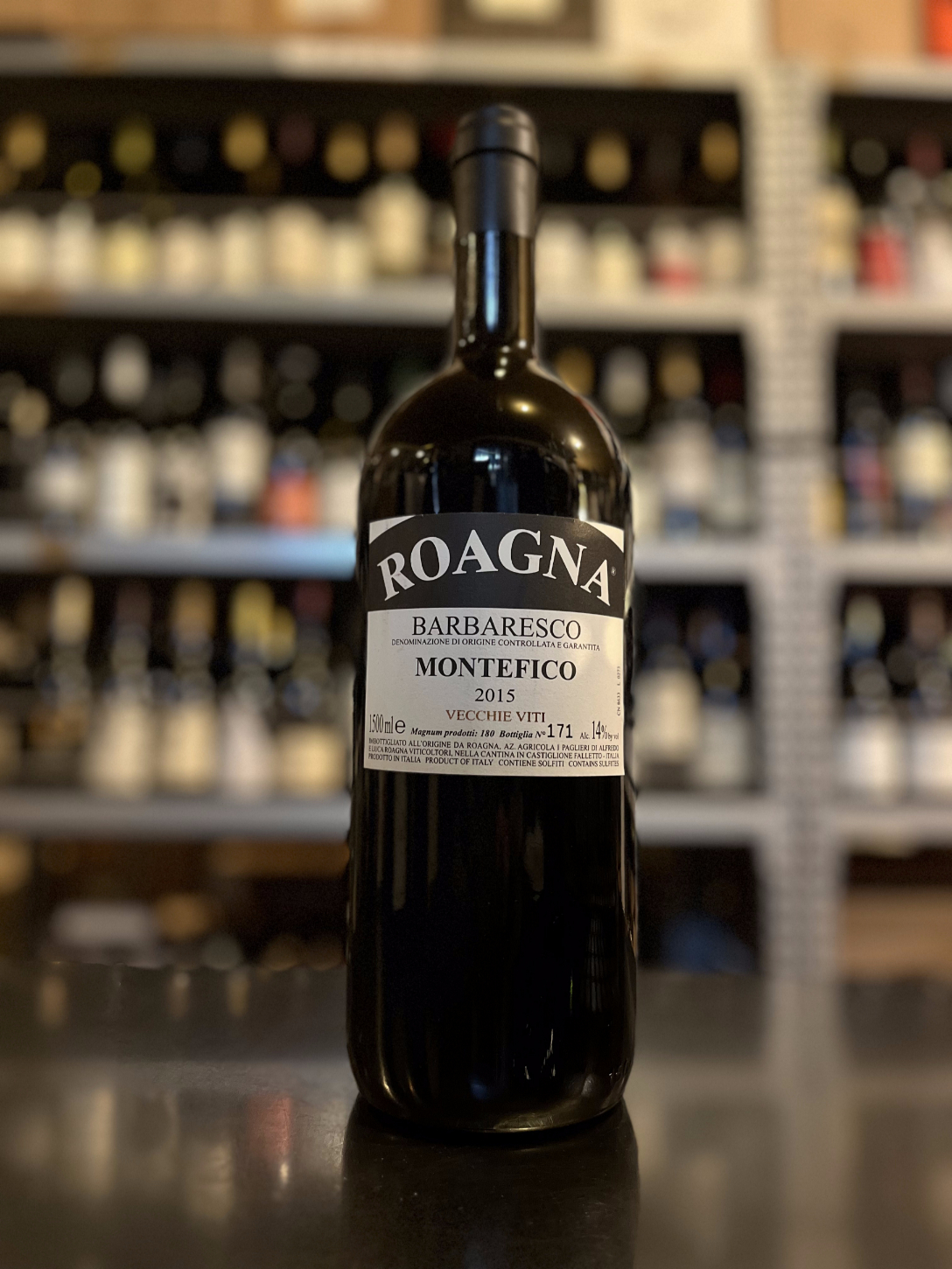 ロアーニャ／　バルバレスコ　モンテフィーコヴェッキエヴィーティ　１５００ｍｌ　２０１５年（赤）