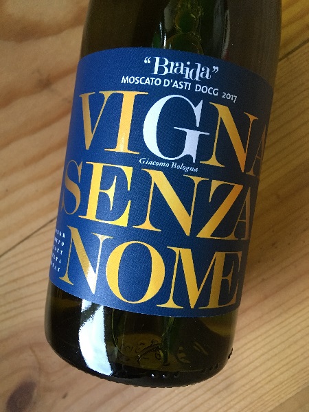 ヴィーニャ・センツァ・ノーメ　モスカート・ダスティ　[2024]　ブライダ