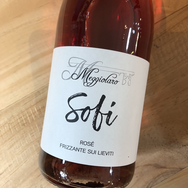 フリッツァンテ・ロゼ・スイ・リエヴィティ ソフィ [2022] クリスティアーナ・メッジョラーロ