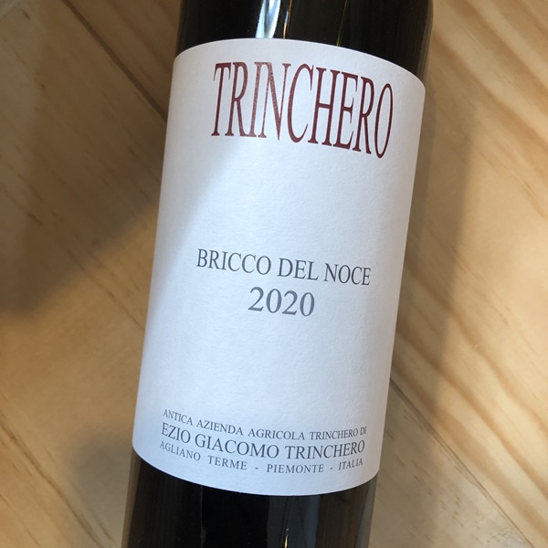 バルベーラ・ダスティ・スペリオーレ　ブリッコ・デル・ノーチェ [2020] トリンケーロ