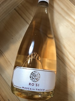 ローズィ・ヴィーノ・スプマンテ・ロザート [2023] マスカ・デル・タッコ