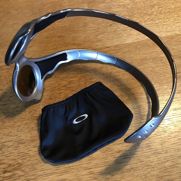オークリー オーバーザトップ OAKLEY OVER THE TOP OAKLEY オーバーザトップ ※発売と同時に新品で購入したもので未