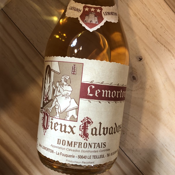CALVADOS TROIS ETOILES / LEMORTON (蒸留酒・りんごのブランデー)700ml