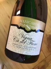 ランブルスコ　ヴィーニャ・カ・デル・フィオーレ　グラスパロッサ[2023] マニカルディ