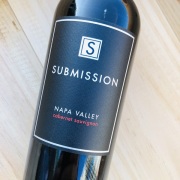 サブミッション by 689 セラーズ　ナパ・ヴァレー　カベルネ・ソーヴィニヨン [2020]