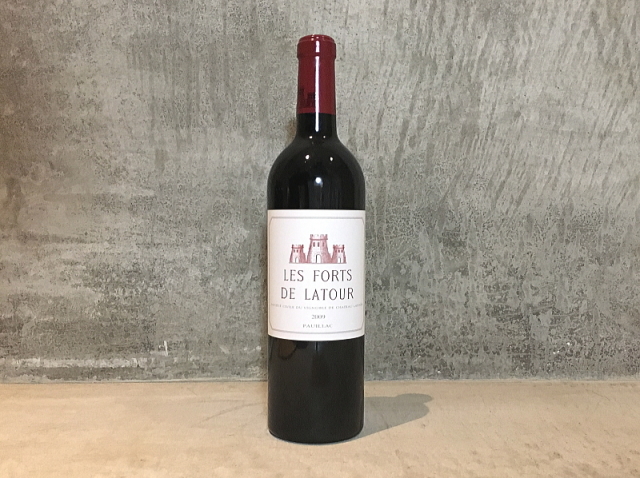 シャトー・ラトゥール - レ フォール ド ラトゥール 2009 Latour レ・フォール・ド・ラトゥール 2009 750ml メドック 1級セカンド