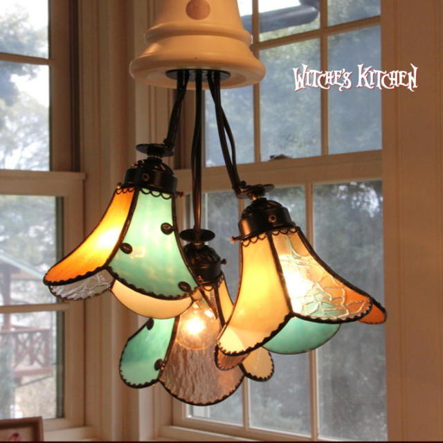 3灯ペンダントランプ 【 ドーリス Doris 】 ステンドグラス ペンダント  