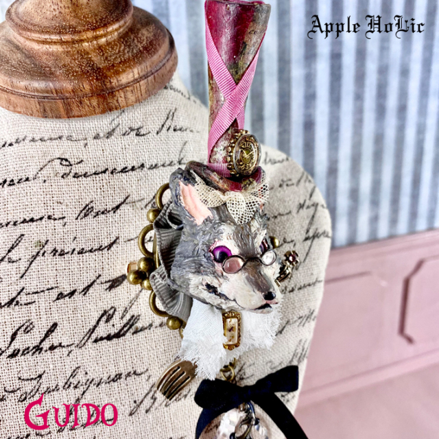 アップルホリックのブローチ 【灰色狼 ギード Gray Wolf Guido