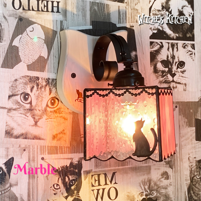 ウィッチーズキッチンのステンドグラス ランプ 猫のブラケットライト