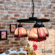 ウィッチーズキッチンの家具 照明 ピンク