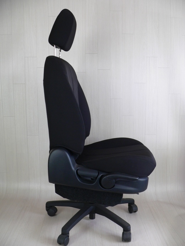 リクライニング付座椅子(デミオ) マツダ：デミオ