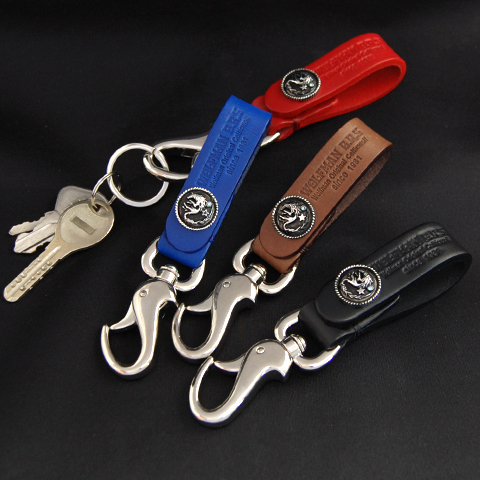 ホワイトファングウルフベルトループキーホルダー（ピューター）