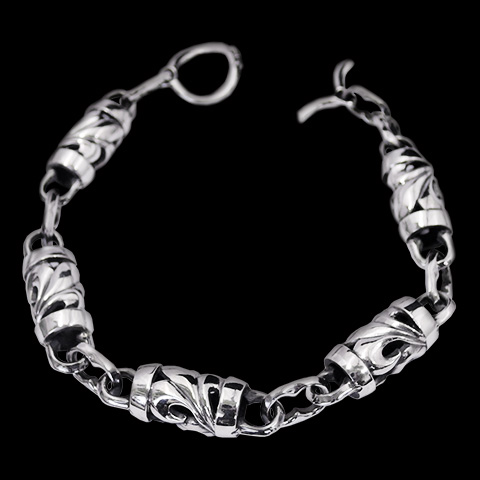 パルメットリンクブレス