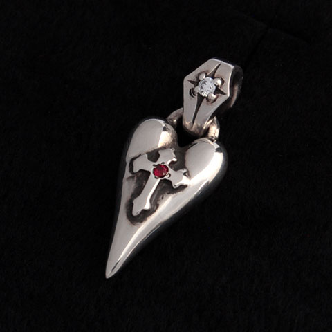 スピルハートチャーム／レッド