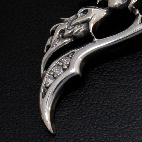 ウルフマンB.R.S ペンダント