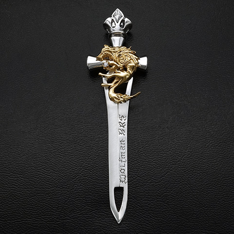 ホワイトファングロングブレードペンダントＧ