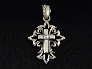 ホーリークロスペンダント
