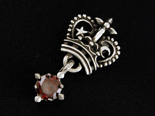 ムーンスタークラウンチャーム／レッド